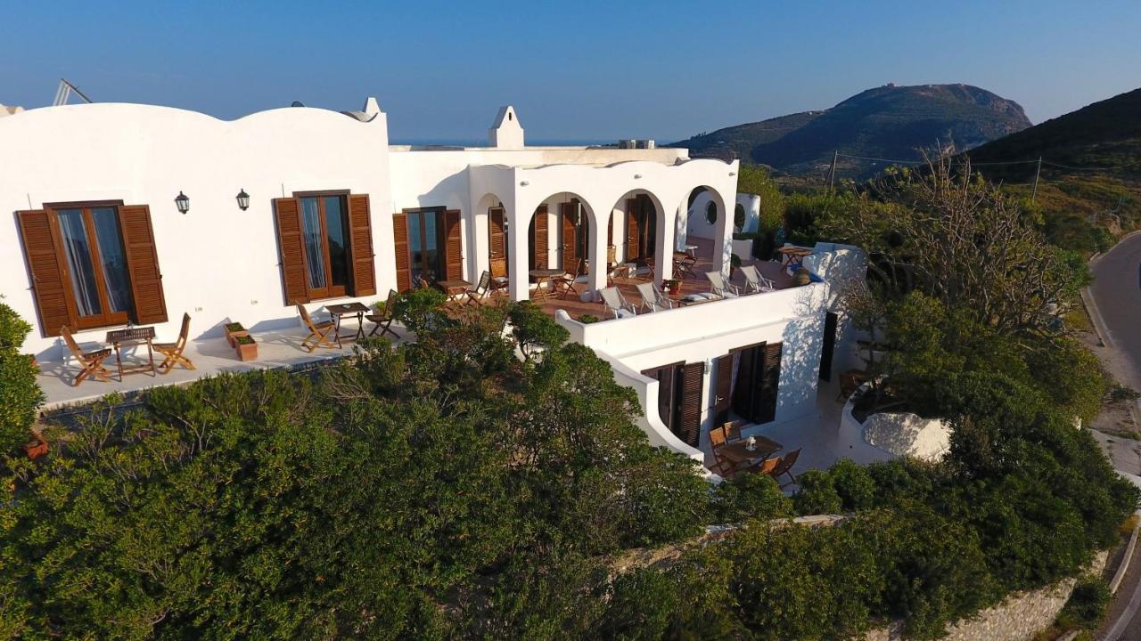 Guest House Villa Il Gabbiano Ponza Exterior photo