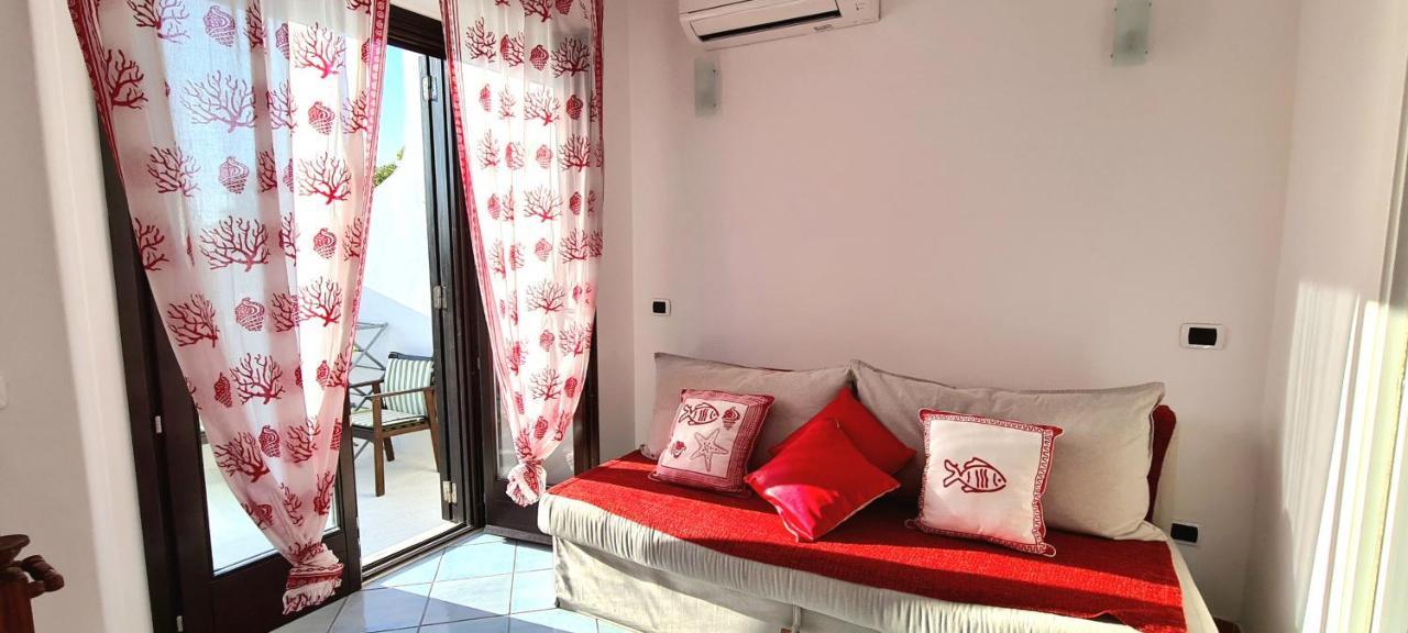 Guest House Villa Il Gabbiano Ponza Exterior photo